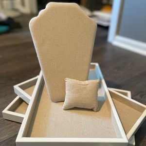 Jewelry Display Items